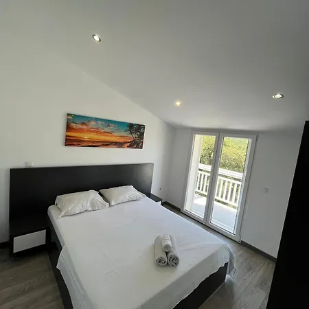 Marco Apartment
